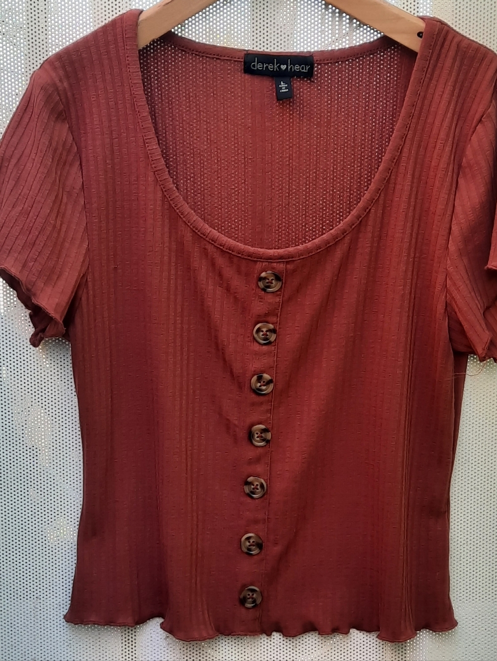 Derek Heart Women's Short Sleeve Ribbed Faux Button Up Crop Top Size L Coral